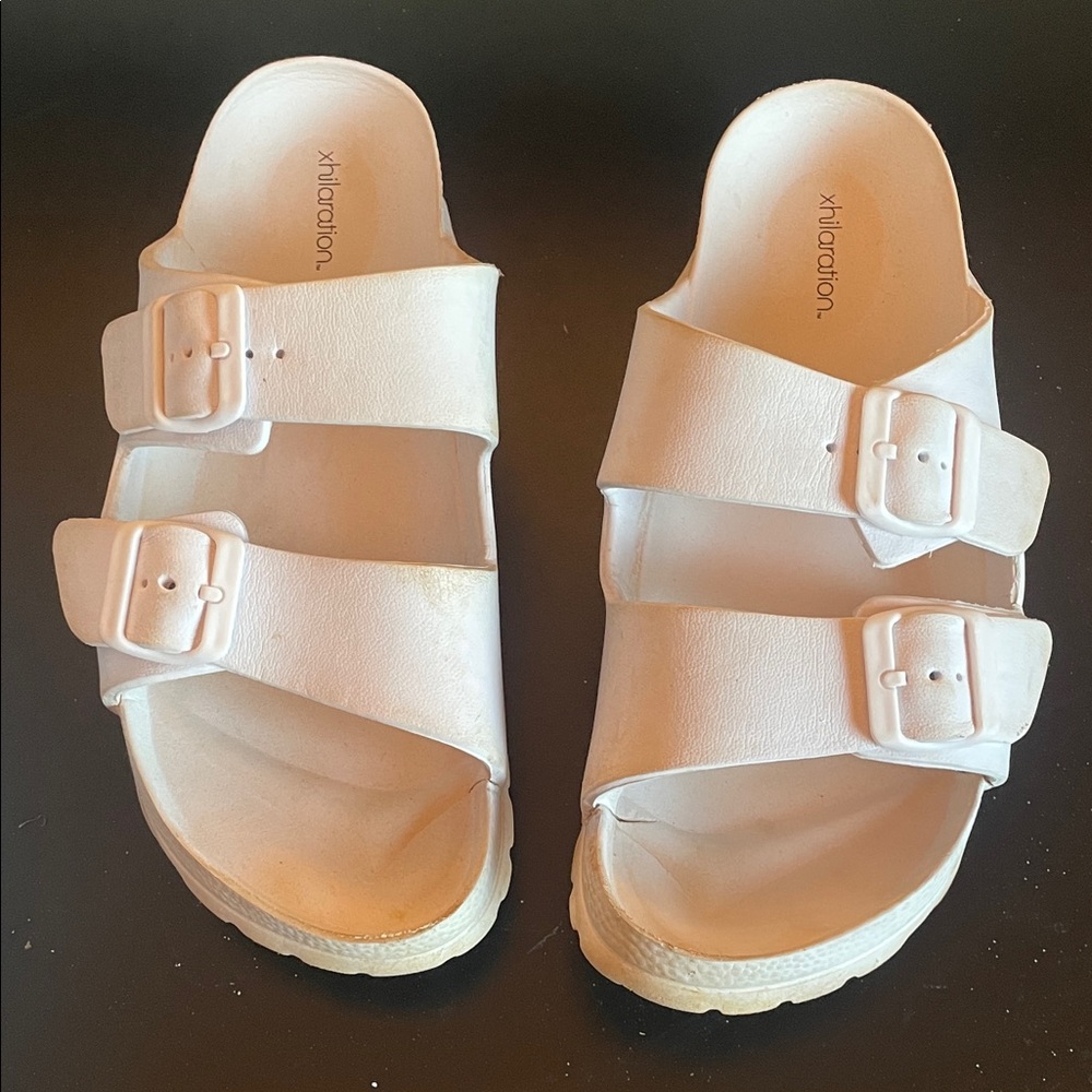 Xhilaration Cream Double-Buckle Sandals size 9